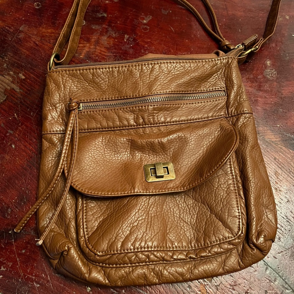 Bueno Purse